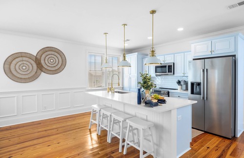 Charleston County House | 1 Block to Beach, Newly Renovated 6BDR w/Rooftop Views | Sand Dune by AvantStay