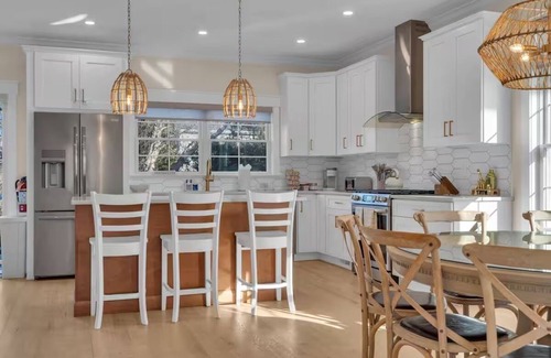 Ortley Beach House | 1 Block to Beach with Linens + Towels & Beach Badges