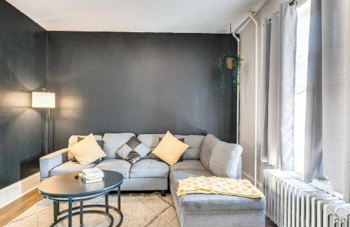 Stroudsburg House | 1 Block to Main Street Dtwn Stroudsburg Townhome!