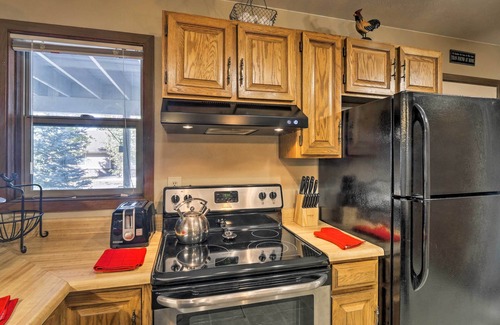 Grand Lake Condo | 1 Block to Waterfront: Grand Lake Condo w/Balcony