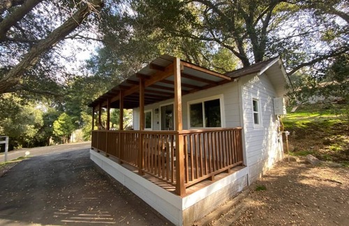 Pauma Valley Cabin | # 1. Bluebird's Nest - Studio Cabin W/Fireplace