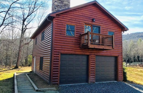 Banner Elk Cabin | 1 BR Cabin - Close to Beech Mountain resort. Eagles Nest Belles Vacation