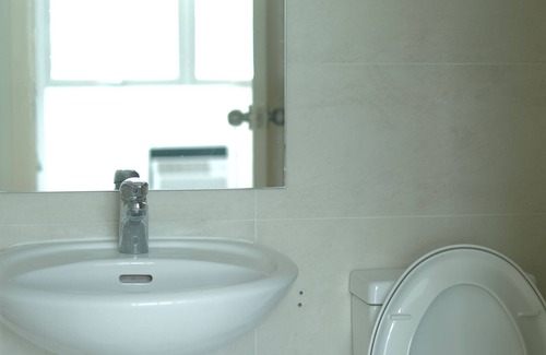 Matandang Balara Condo | 1 BR Condo Homestay in Commonwealth, QC