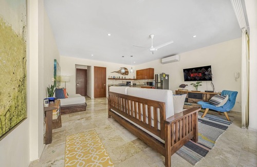 Centro - Supmza 001 Condo | 1 BR Condo w/Pool. Heart of Downtown
