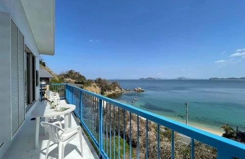 Suooshima House | 1 BR House with Ocean View Few min walk to beach