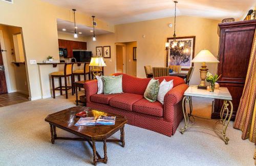 St. Augustine House | 1 BR Top Floor - private balcony & views 5304