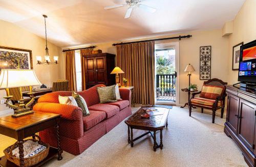 St. Augustine House | 1 BR Top Floor - private balcony & views 5304