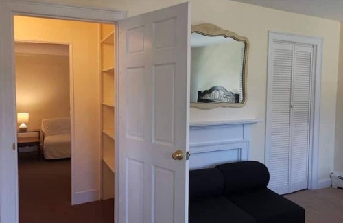 Framingham Apartment | 1 BR unit, private entrance and bathroom, free parking, walk to FSUnn