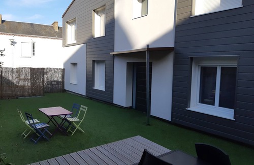 Les Epesses Apartment | 1 brin d'ailleurs : apartment in village house 3 kms from puy du fou