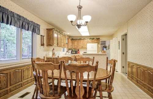 Hot Springs Village House | 1 Burladero Lane. HDTV, WIFI. Near DeSoto Golf 3 bedrm, 2 bath, 1 level Vacation