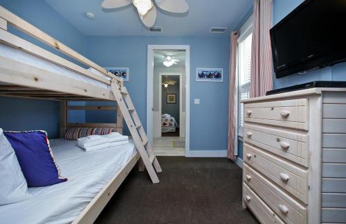 Village of Sugar Beach House | 1 By the Sea