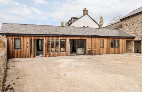 Buckfastleigh House | 1 Caddaford Barns
