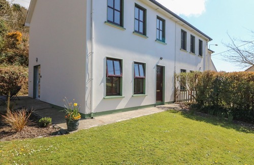 Rosscarbery Cottage | 1 Closheen Lane
