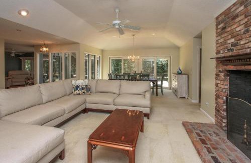 Heritage Woods House | 1 Deer Run Lane