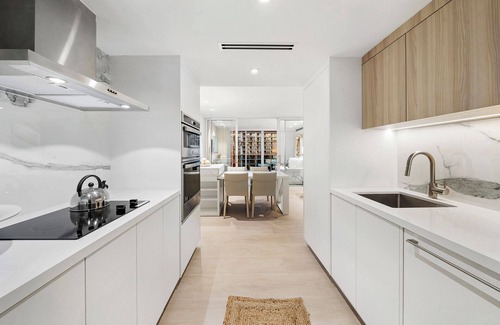 City Center Apartment | 1+Den Private Residence at Roney Palace