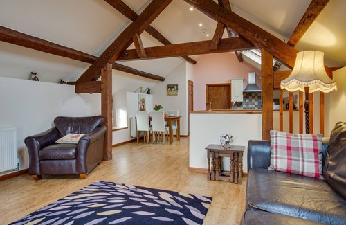 Rhyd-y-foel House | 1 Dolwen Farm Shop - Two Bedroom House, Sleeps 4
