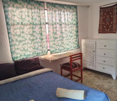De La Merced House | 1 Double Bed Room Private Bathroom Centro Historico 300Mb