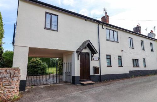 Ebford House | 1 Eastdon Cottages