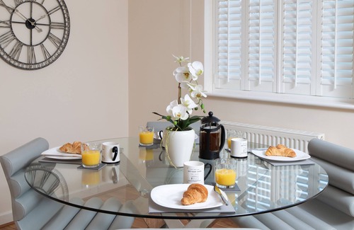 Chester-le-Street Cottage | 1 EUREKA MEWS, pet friendly in Plawsworth