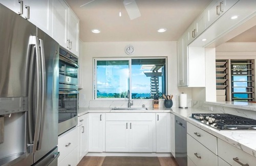 Kahului House | #1 Family & Windsurf Friendly Private Sandy Beachfront Home on North Shore