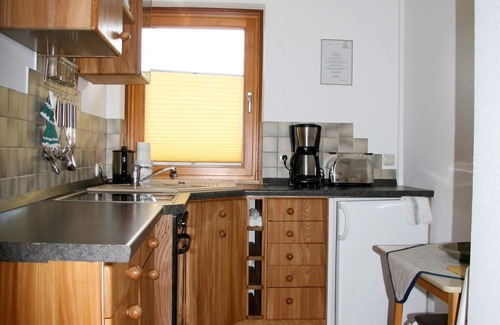 Grashof Apartment | -1- Ferienwohnung Rosenquarz (70qm), Balkon, Küche extra, 2 Schlaf- und 1 Wohn-/Schlafzimmer, max 5 Personen