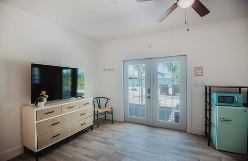 Great Guana Cay Hotel | #1 - Guana Beach Inn @sunset beach, Guana Cay