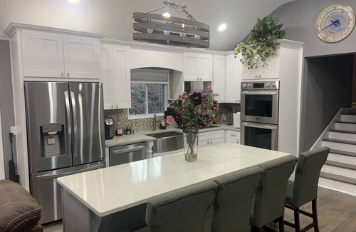 Town of East Fishkill House | 1 HR NYC Getaway Awesome Newly Renovated Home on 4 Acres, Stunning Views