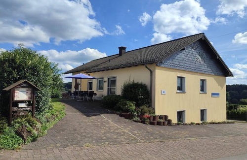 Bleialf House | 1 in the Gönen House