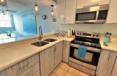 Jobos Condo | #1 Jobos Beach Luxury 4BR, 3BA Penthouse w/BBQ