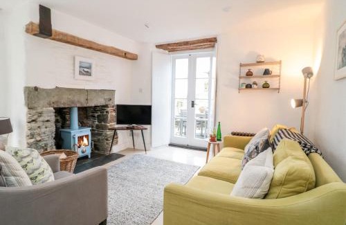 Treknow House | 1 Jubilee Cottage