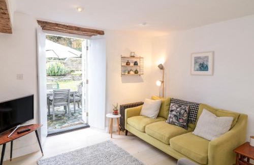 Treknow House | 1 Jubilee Cottage