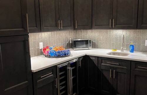 Bushwick Apartment | 1 Large studio APARTMENT NEWLY RENOVATED with backyard