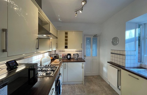 Slyne House | 1 Lathom Avenue
