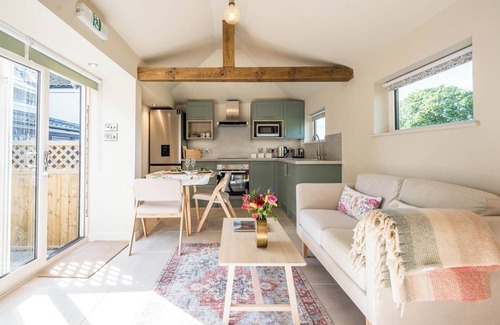 Brampton Apartment | 1 Ley's Corner, Brampton