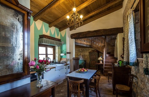 Strassoldo House | 1-Lovely stone home with garden, in a castle near beach and 1 hour from Venice