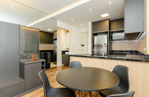 Bigorrilho Apartment | 1 Luxury Bedroom, With Parking Space, Air. Sky condominium club