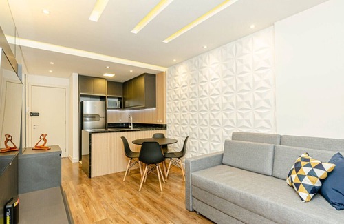 Bigorrilho Apartment | 1 Luxury Bedroom, With Parking Space, Air. Sky condominium club