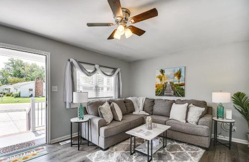 Hampton House | 1 Mi to Beach Home with Patio and Grill in Hampton!