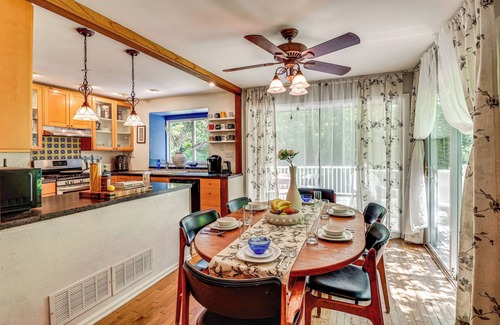 Princeton House | 1 Mi to Campus: Princeton Home w/Furnished Deck