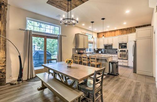 Comstock Acres House | 1 Mi to Commons Beach Tahoe City Getaway!