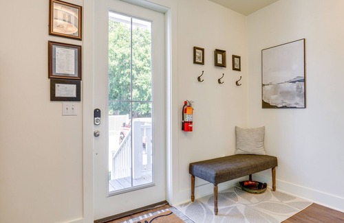 Ocean Springs Cottage | 1 Mi to Downtown: Modern Ocean Springs Cottage