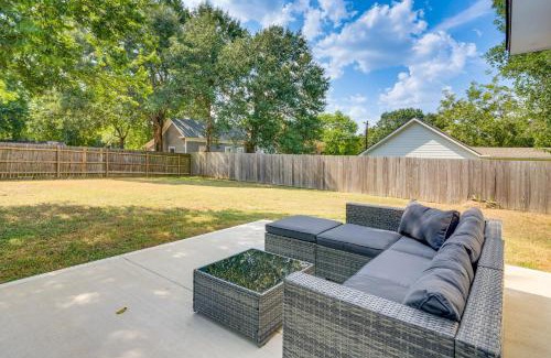 Brenham House | 1 Mi to Dtwn Brenham! The Bell and Bloom Cottage