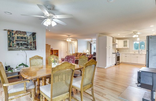 Enumclaw House | 1 Mi to Dtwn: Enumclaw Family Retreat!