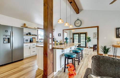 Loudon House | 1 Mi to Dtwn Loudon Spacious River-View Home