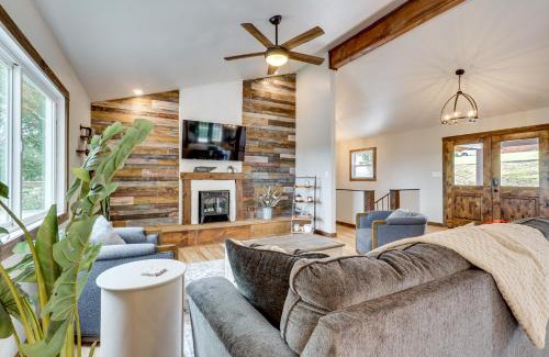 Loudon House | 1 Mi to Dtwn Loudon Spacious River-View Home