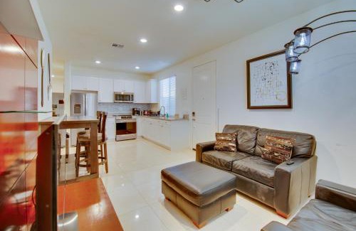 Sun City Apartment | 1 Mi to Heritage Lake Park Duplex with Patio!