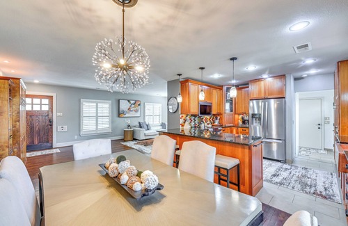 McKinney House | 1 Mi to Historic Dtwn: McKinney Home w/Hot Tub!