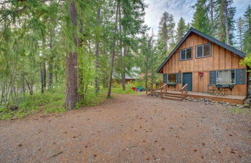 Easton House | 1 Mi to Lake Easton Cozy Cascades Cabin!