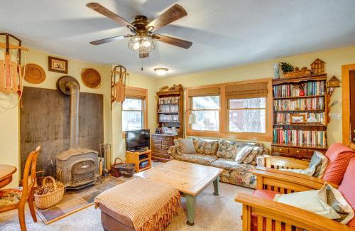 Tahoma House | 1 Mi to Lake Tahoe Rustic Cabin with Boat Dock