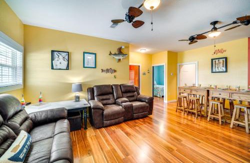 Kingston House | 1 Mi to Lake Texoma Access Home with Deck